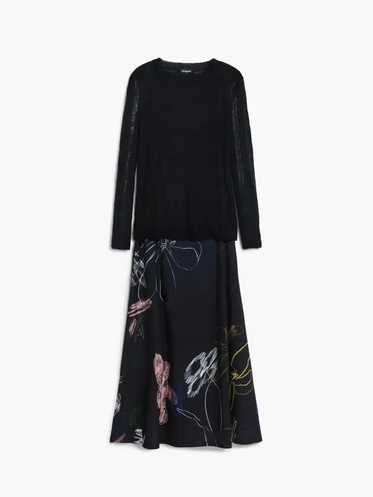 vestito stile sottoveste, con gonna svasata, spalline sottili e stampa a tratti con maglione sovrapposto rimovibile