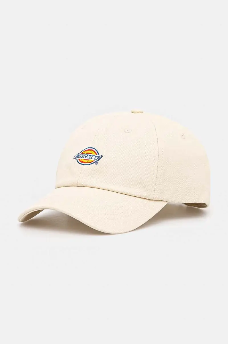 berretto colore beige con applicazione