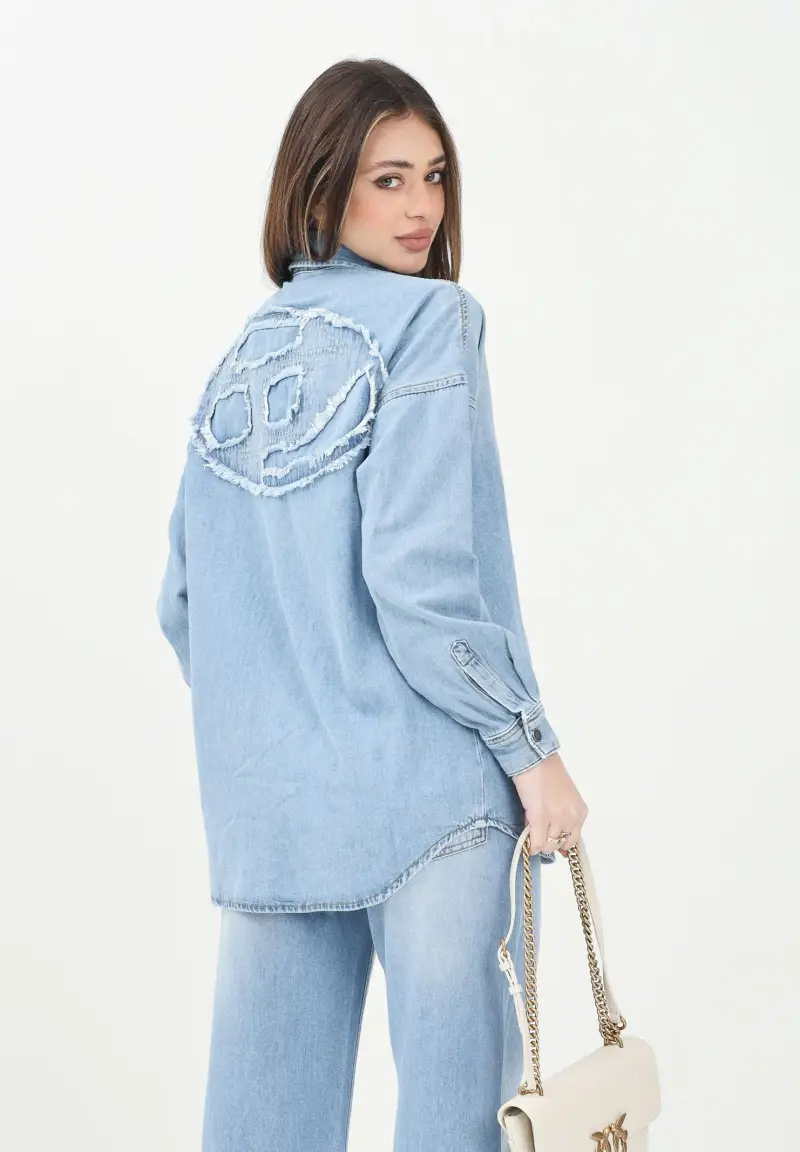 Camicia Ckama in denim chiaro per donna, ragazze e bambine con logo Oval D mega-size miniatura 2