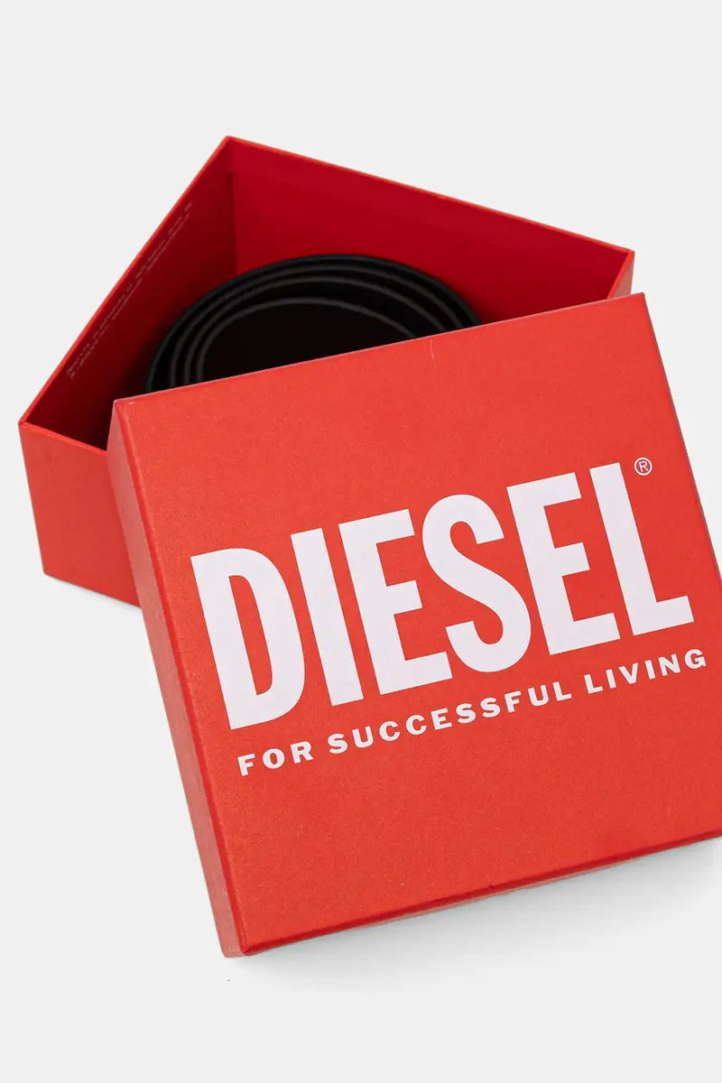 cintura in pelle bilaterale OVAL D LOGO B-1DR REV II uomo colore nero X09812.P4420 miniatura 4