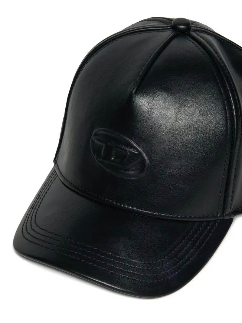 Cappello in Pelle Sintetica con Logo Goffrato Nero miniatura 2