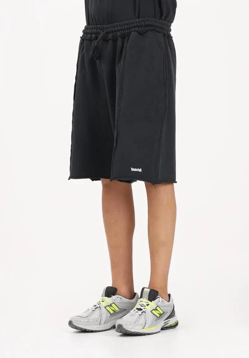 Shorts sportivo grigio da uomo con logo