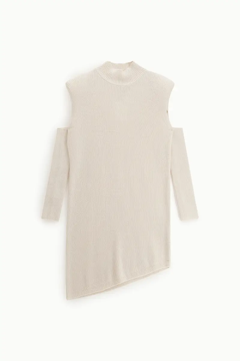 Abito corto asimmetrico a costine con collo alto