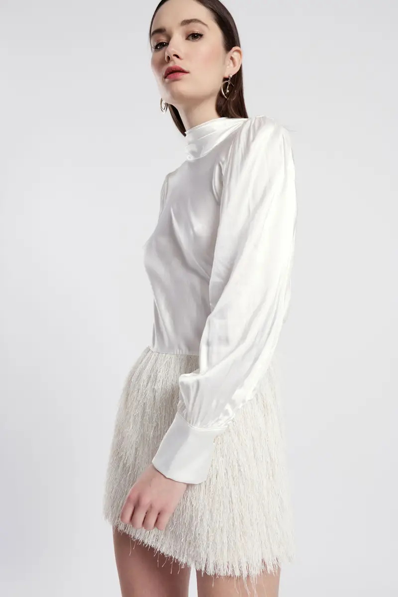 Abito corto con maniche lunghe e gonna effetto frange miniatura 2