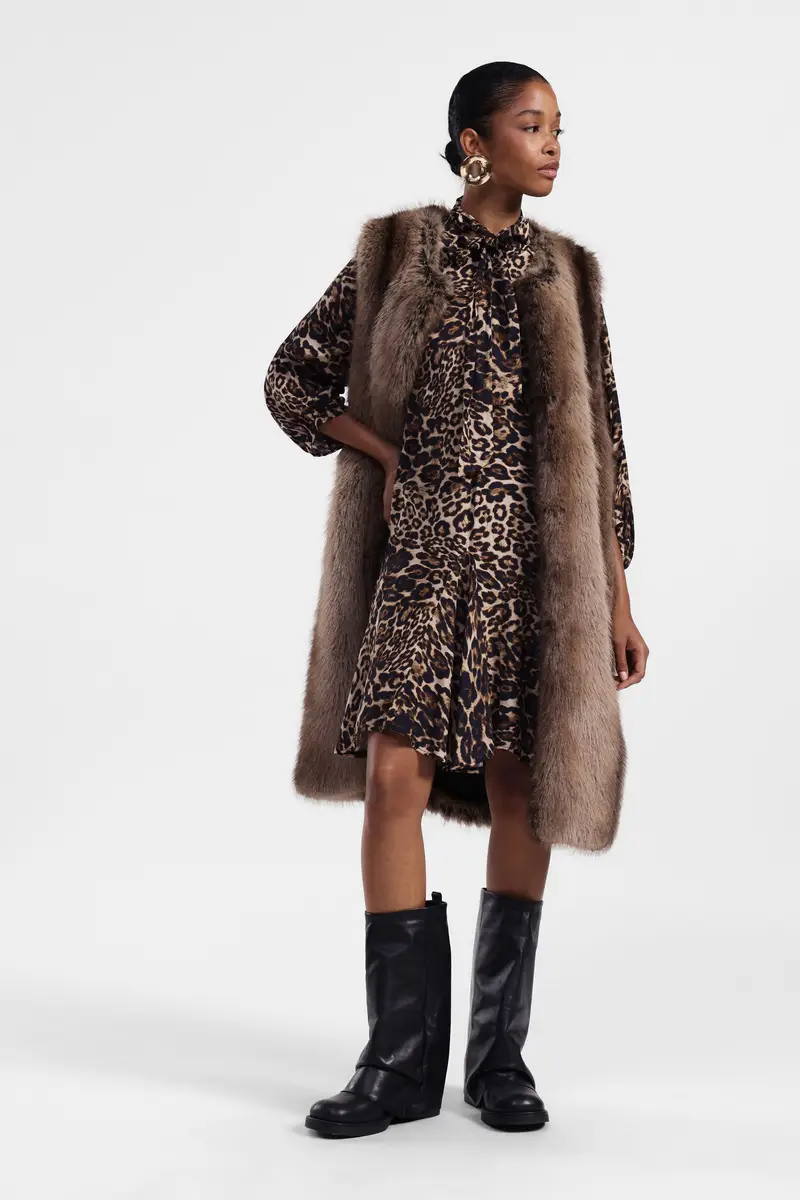 Abito corto maculato con maniche 3/4 miniatura 2