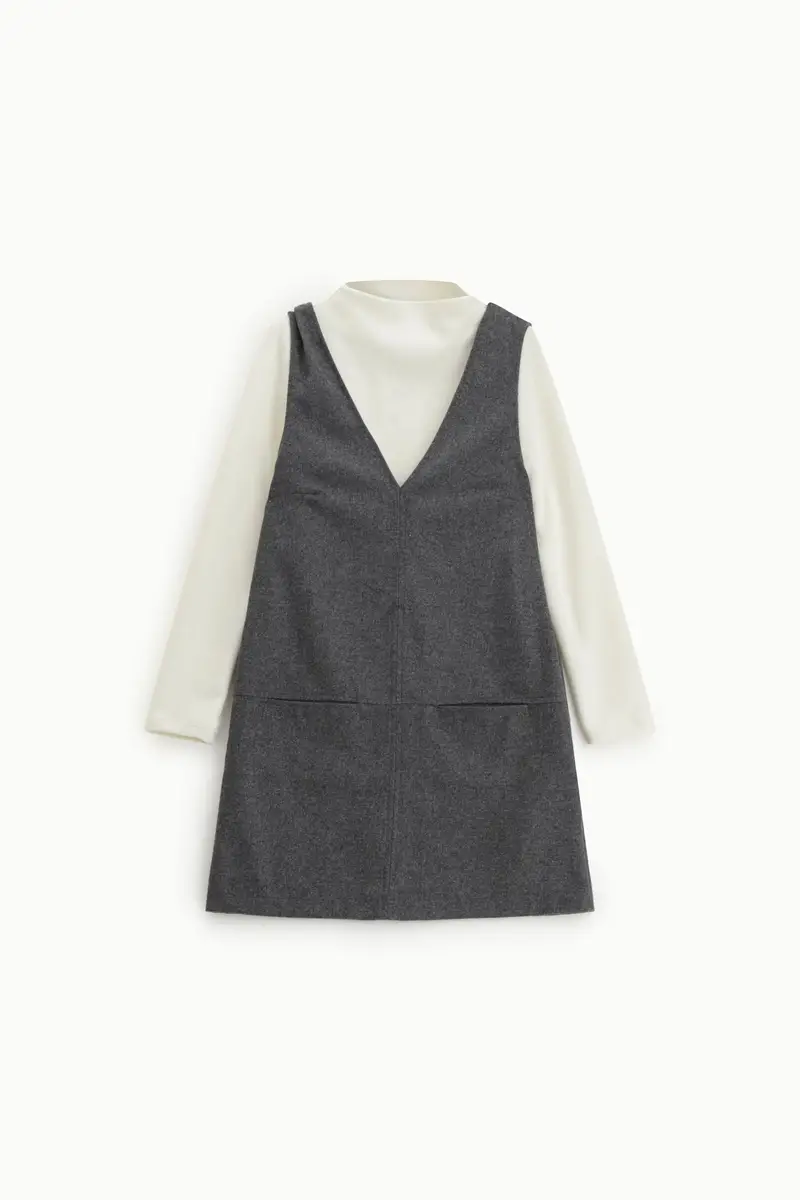 Abito corto senza maniche con scollo a v