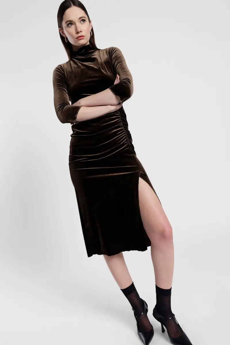 Abito lungo drappeggiato a maniche tre quarti miniatura 2