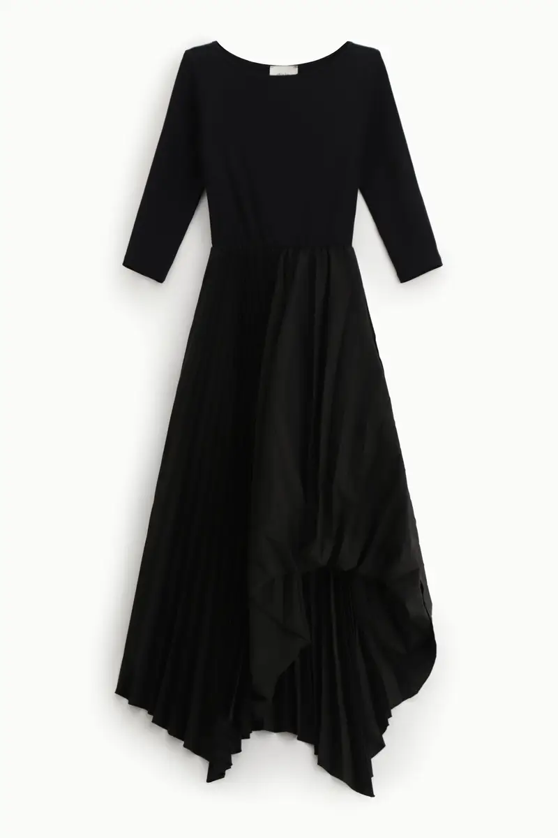 Abito lungo plissettato con maniche 3/4