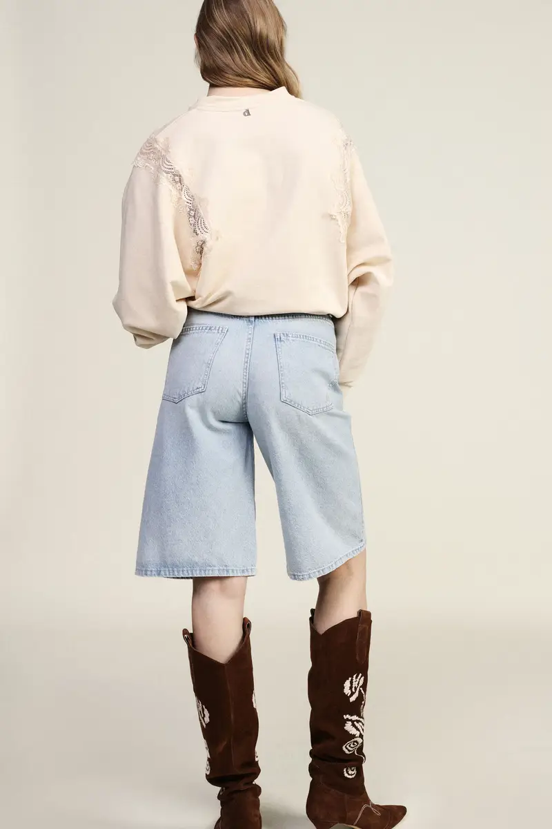 Bermuda shorts cinque tasche con lavaggio chiaro miniatura 3