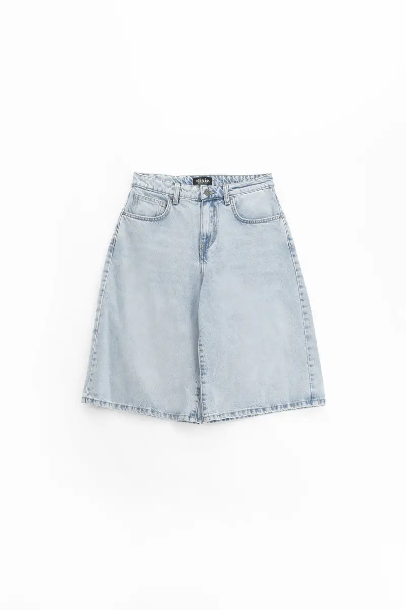 Bermuda shorts cinque tasche con lavaggio chiaro