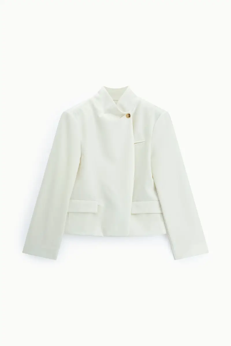 Blazer corto con colletto alto e tasche