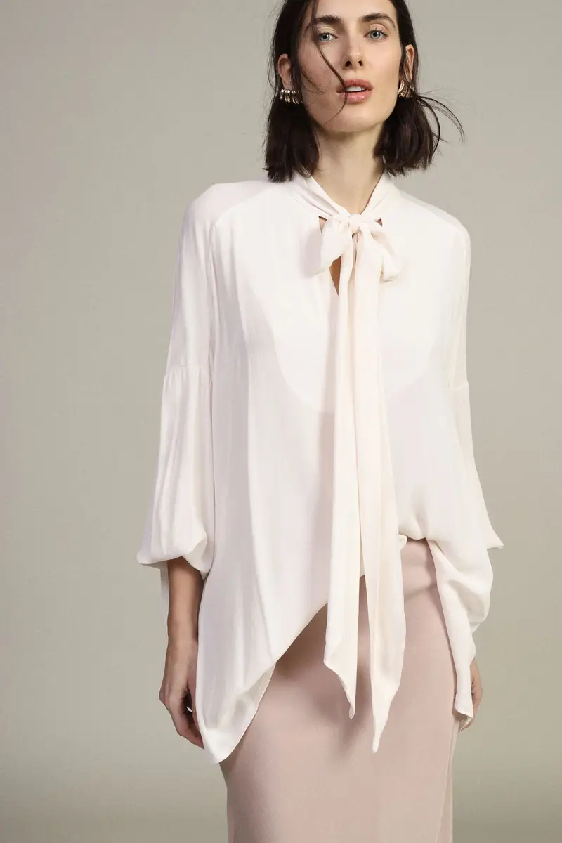 Blusa ampia con fiocco frontale e maniche 3/4 miniatura 2