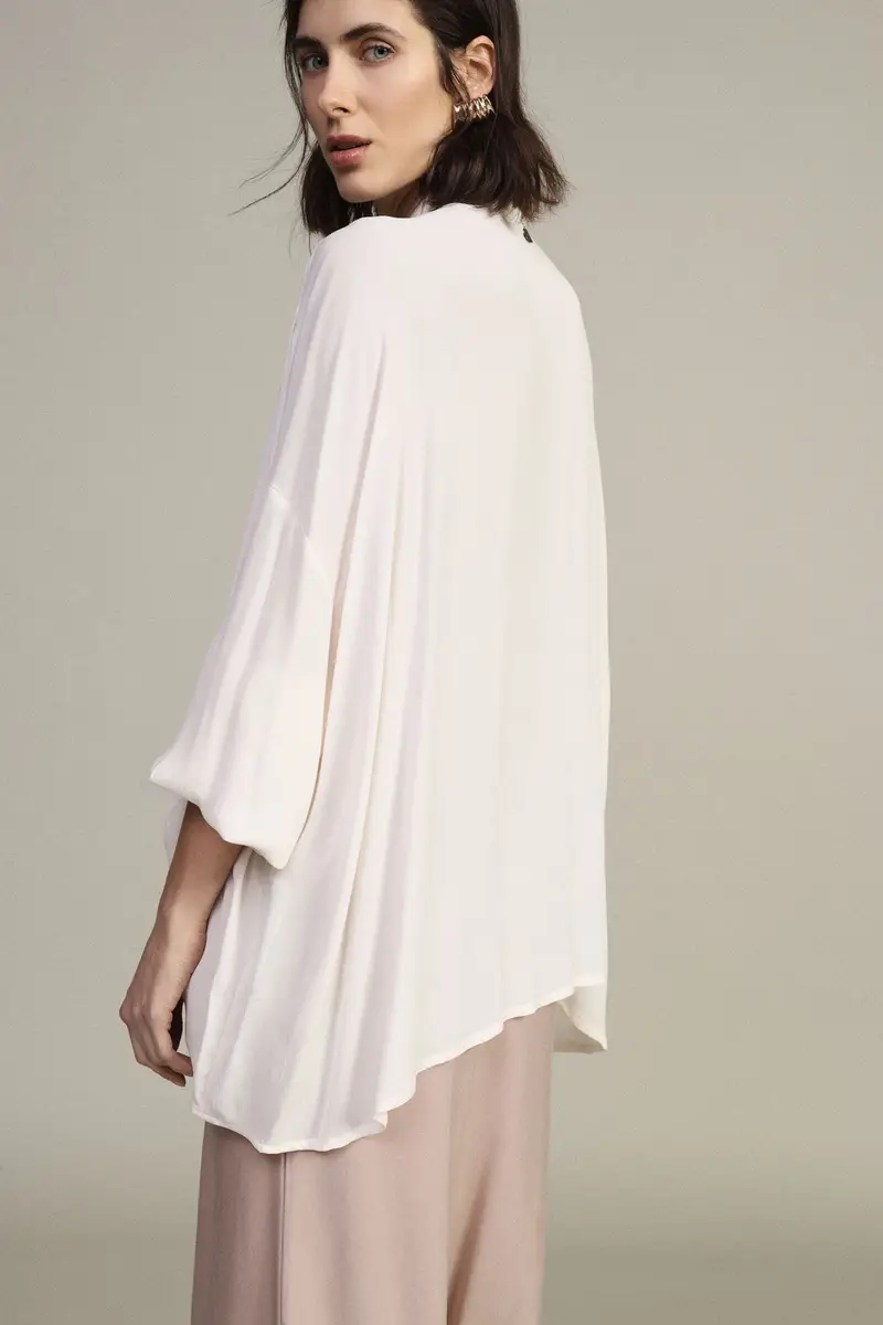 Blusa ampia con fiocco frontale e maniche 3/4 miniatura 3