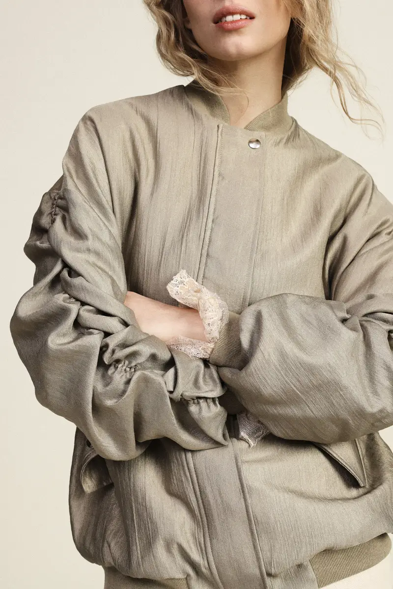 Bomber con chiusura zip e tasche a patta miniatura 4