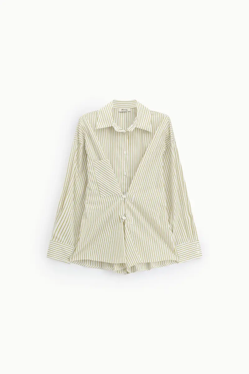 Camicia a righe con colletto classico e orlo asimmetrico