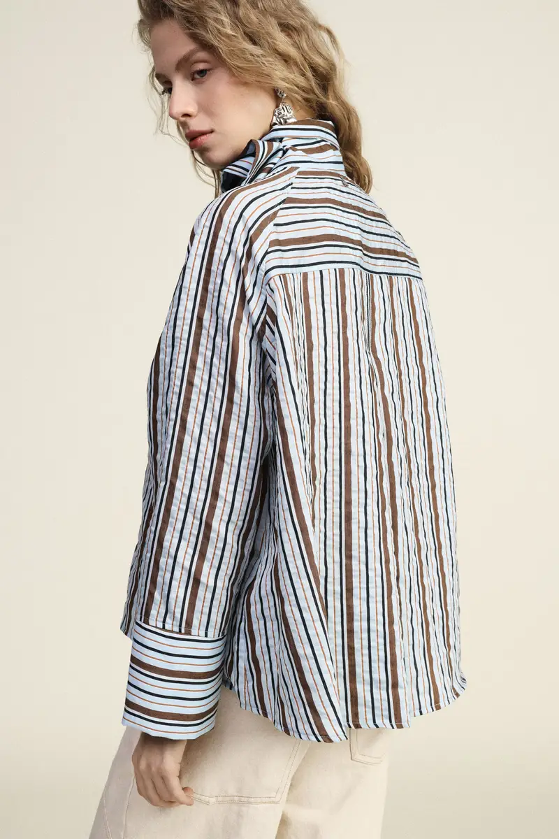 Camicia a righe con colletto classico e tasca miniatura 3