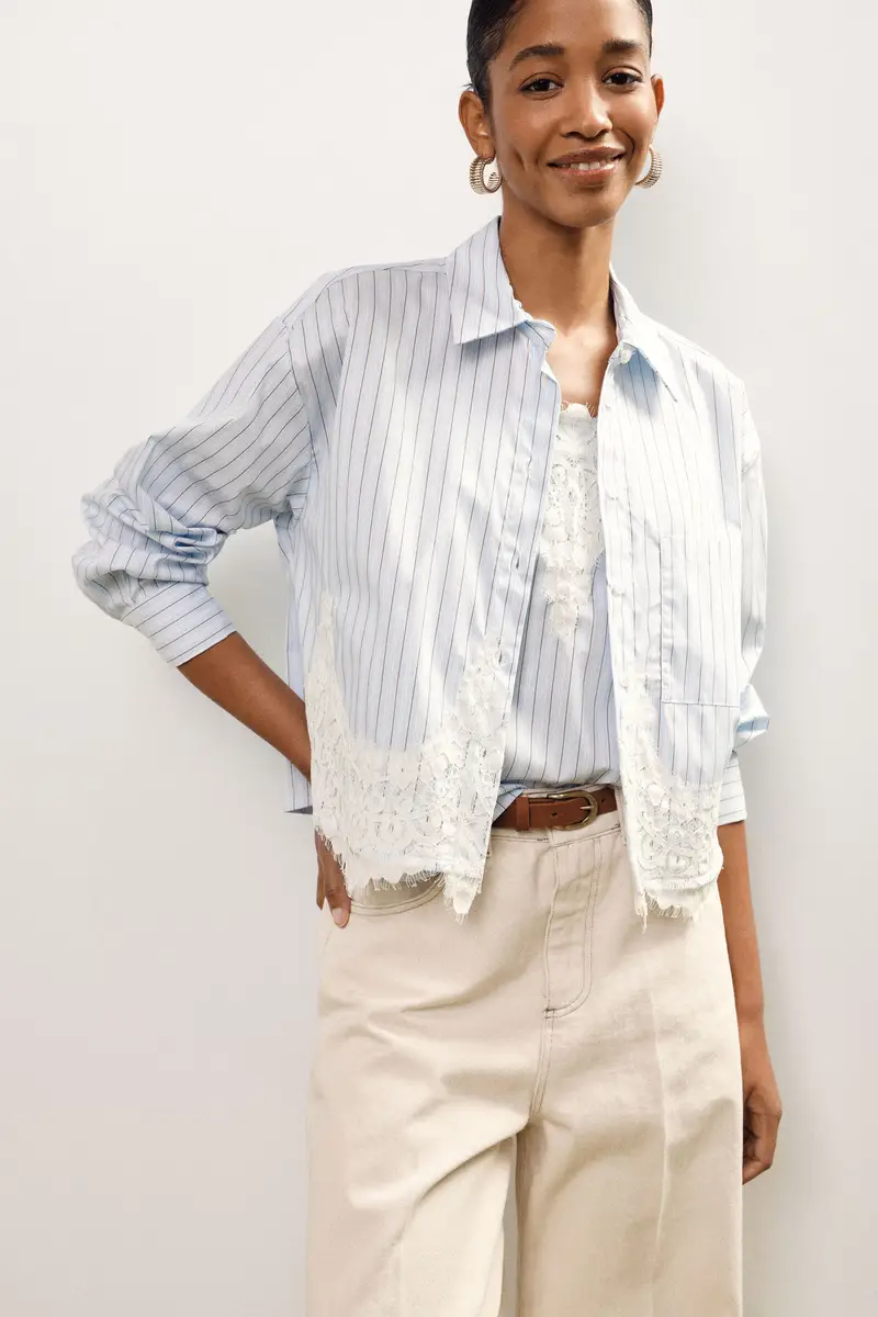 Camicia cropped a righe con bordo pizzo miniatura 2