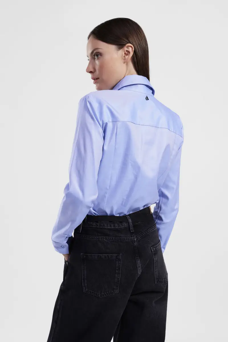 Camicia regular fit con collo classico e bottoni nascosti miniatura 3