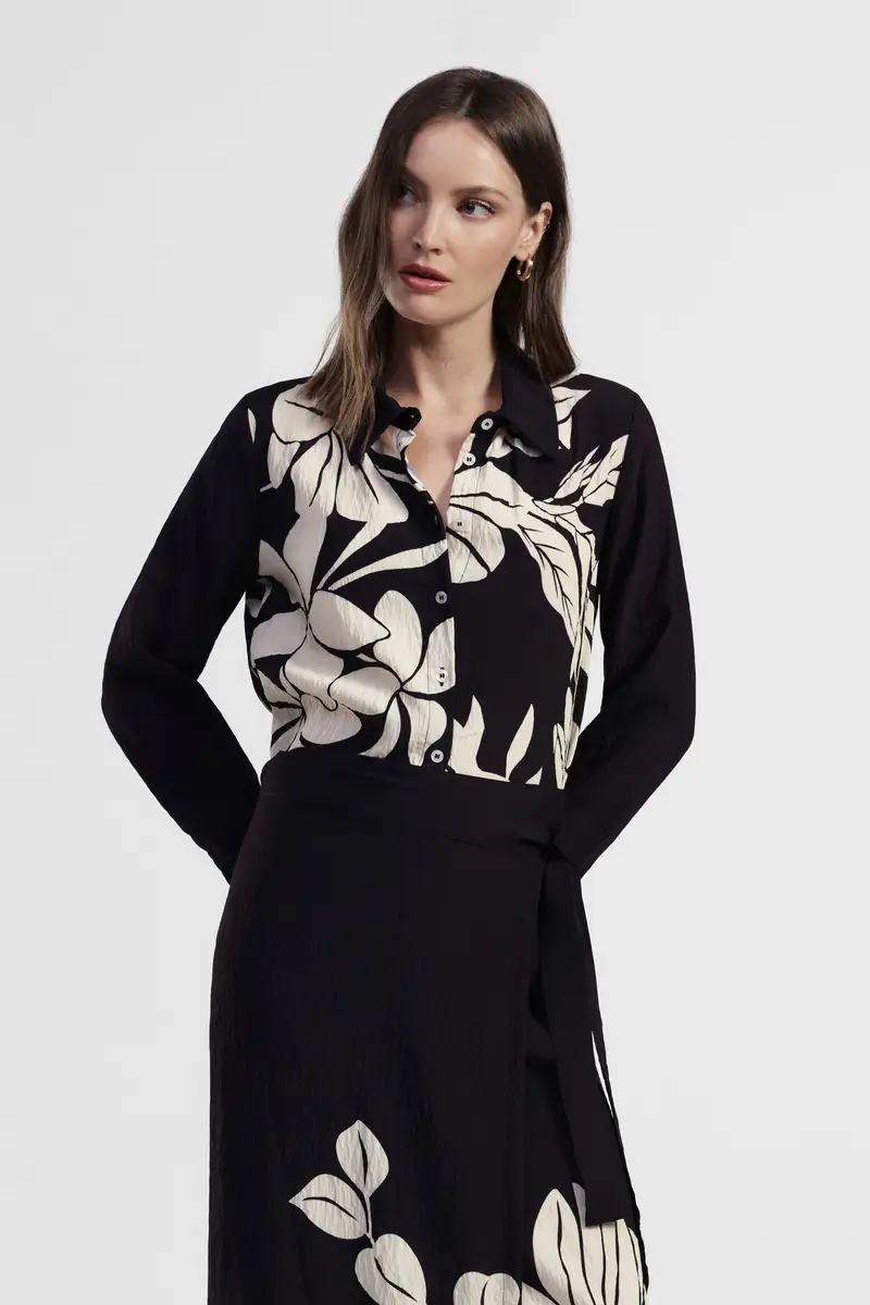 Camicia stampa foglie collo classico e bottoni miniatura 2