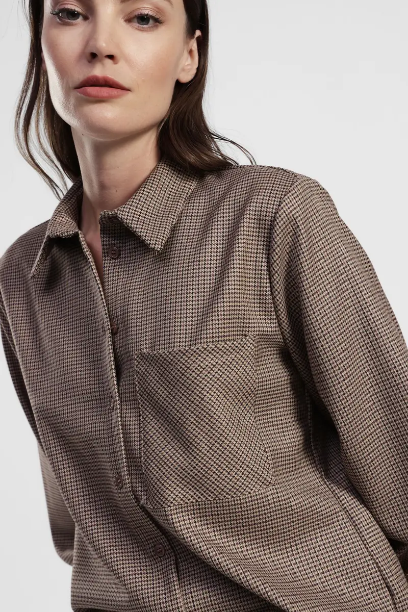 Camicia stampa micro fantasia con tasca frontale miniatura 4