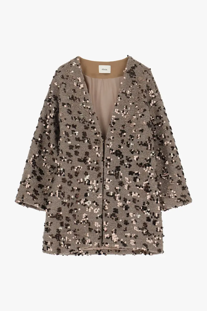 Cappotto con paillettes e maniche ampie