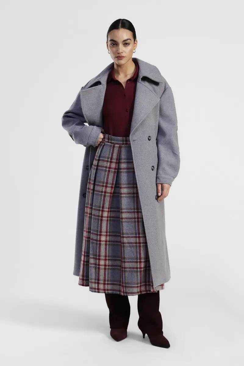 Cappotto doppiopetto con cintura e maxi revers miniatura 2