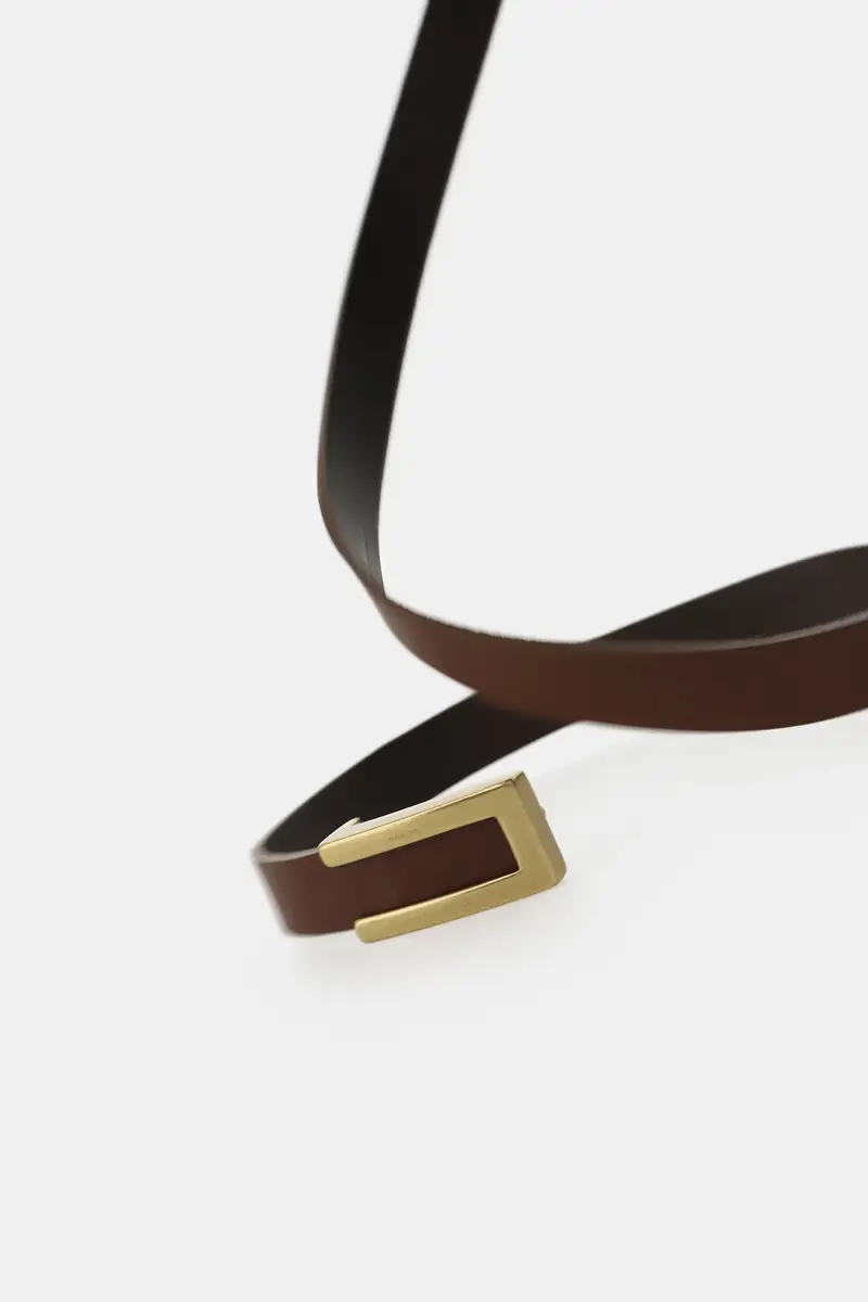 Cintura con fibbia geometrica dorata miniatura 3