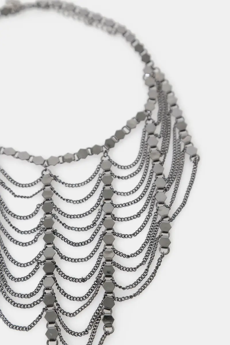 Collana con catene a strati e dettagli geometrici miniatura 2