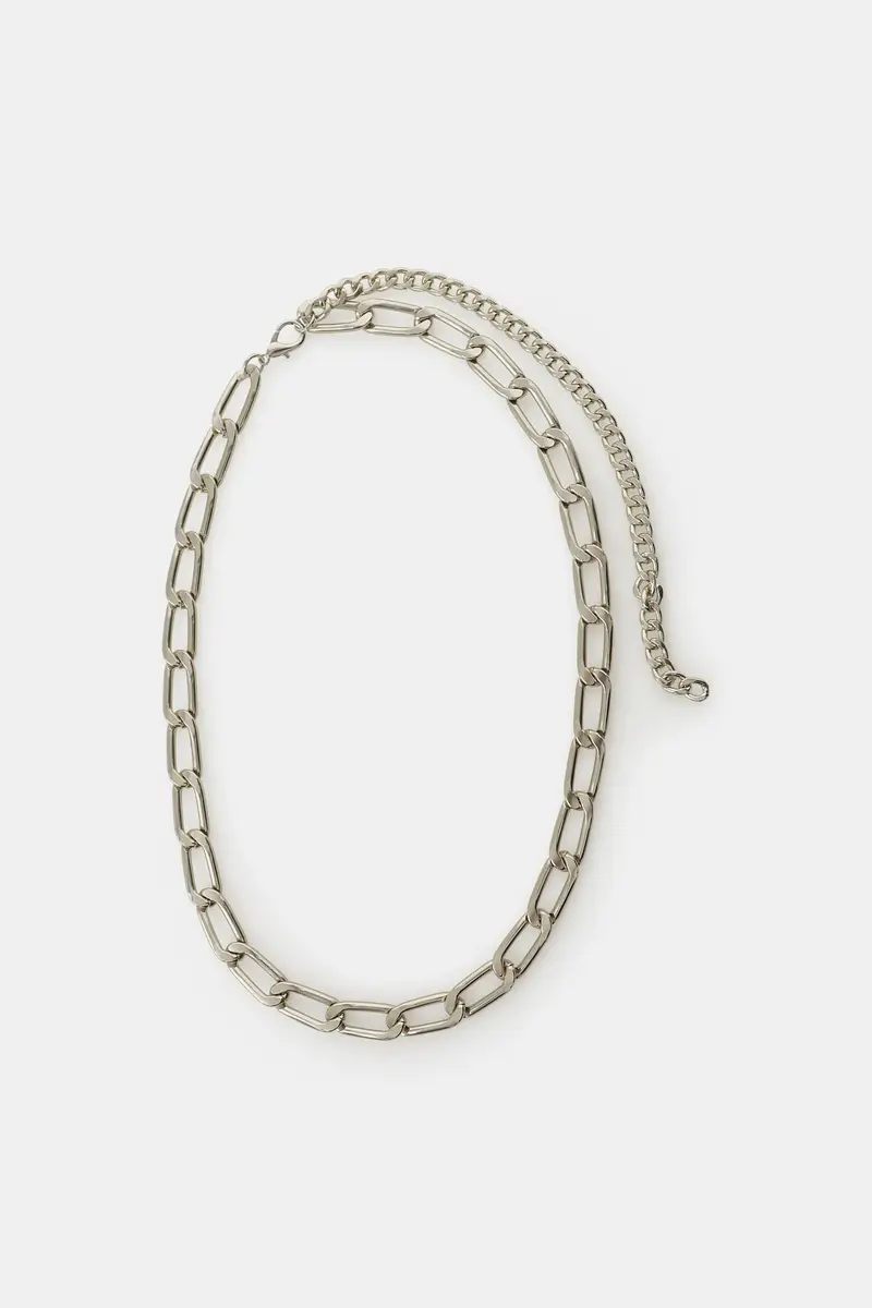 Collana maglia larga regolabile con chiusura a moschettone