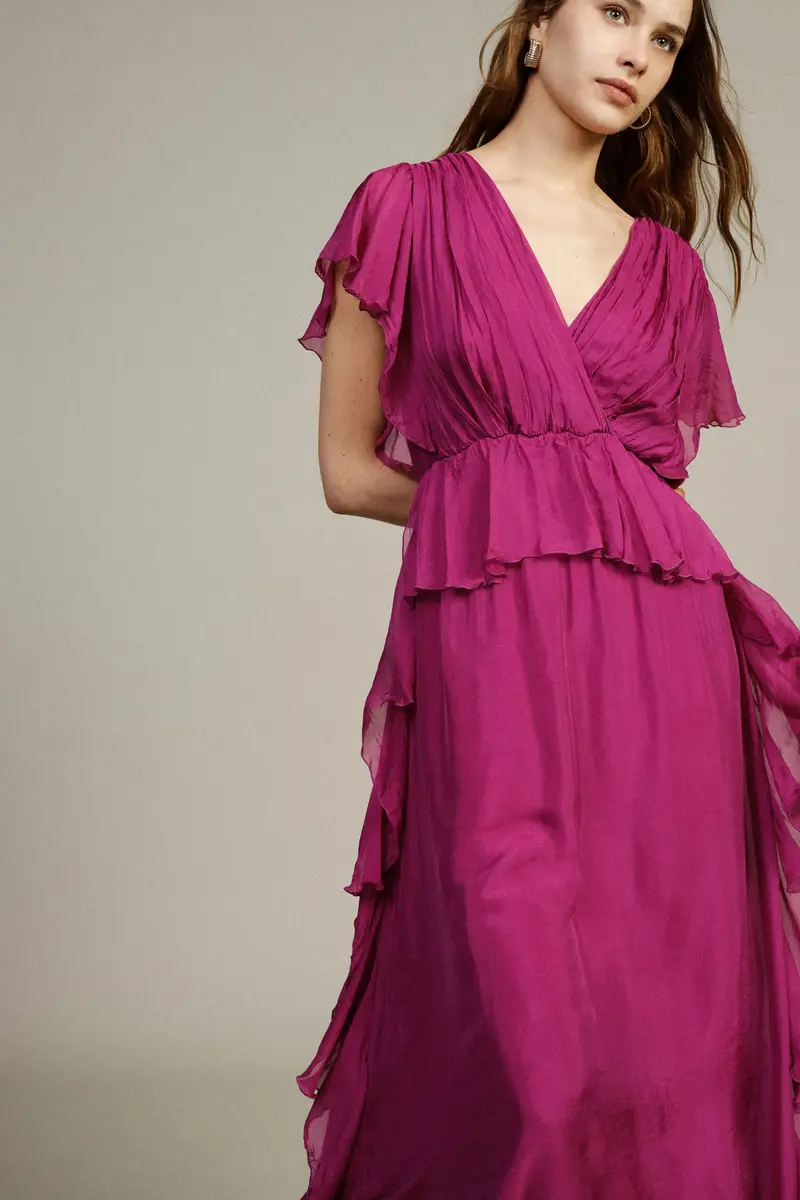 Dress lungo con volant e scollo a v miniatura 4