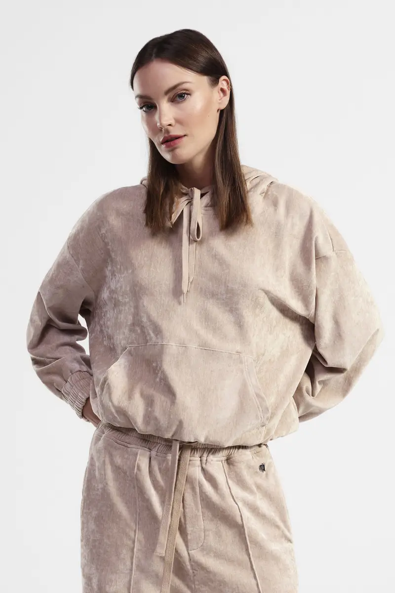 Felpa con cappuccio e maniche lunghe