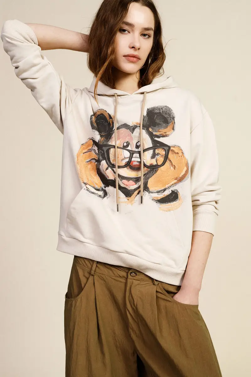 Felpa con cappuccio stampa illustrata frontale