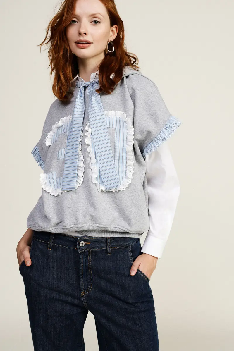 Felpa con cappuccio stampa numero volant