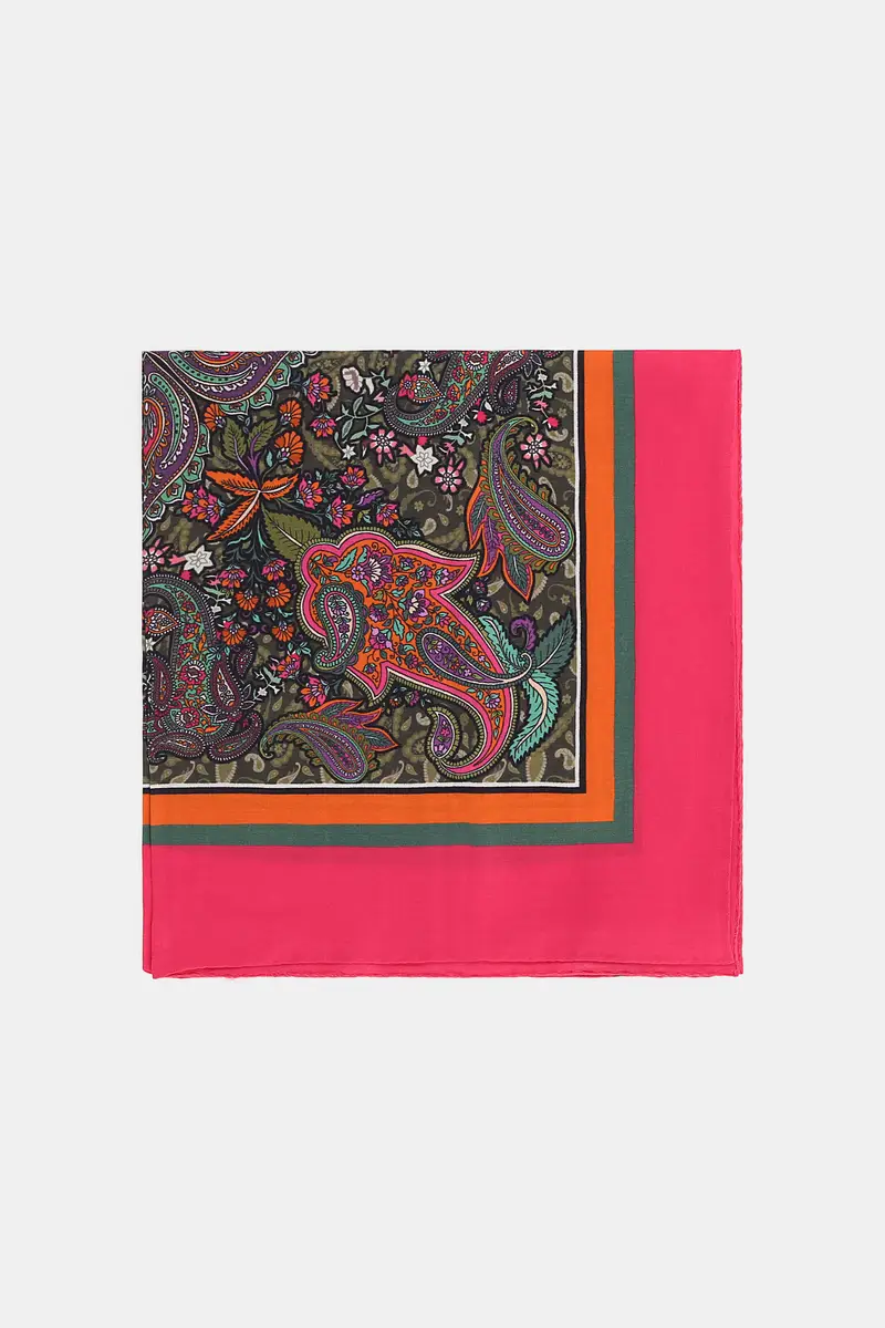 Foulard quadrato con disegno paisley e bordo a contrasto
