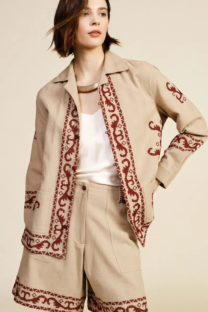 Giacca camicia con motivi ricamati e bottoni miniatura 2