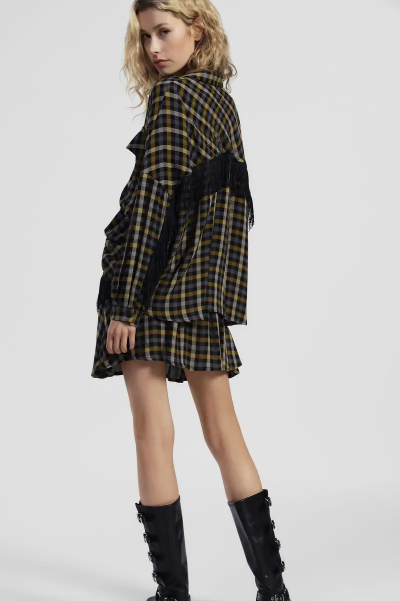 Gonna corta a quadri con frange e vita media miniatura 3