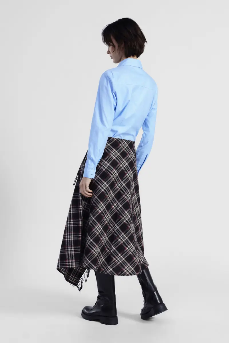 Gonna lunga asimmetrica a quadri con frange miniatura 3