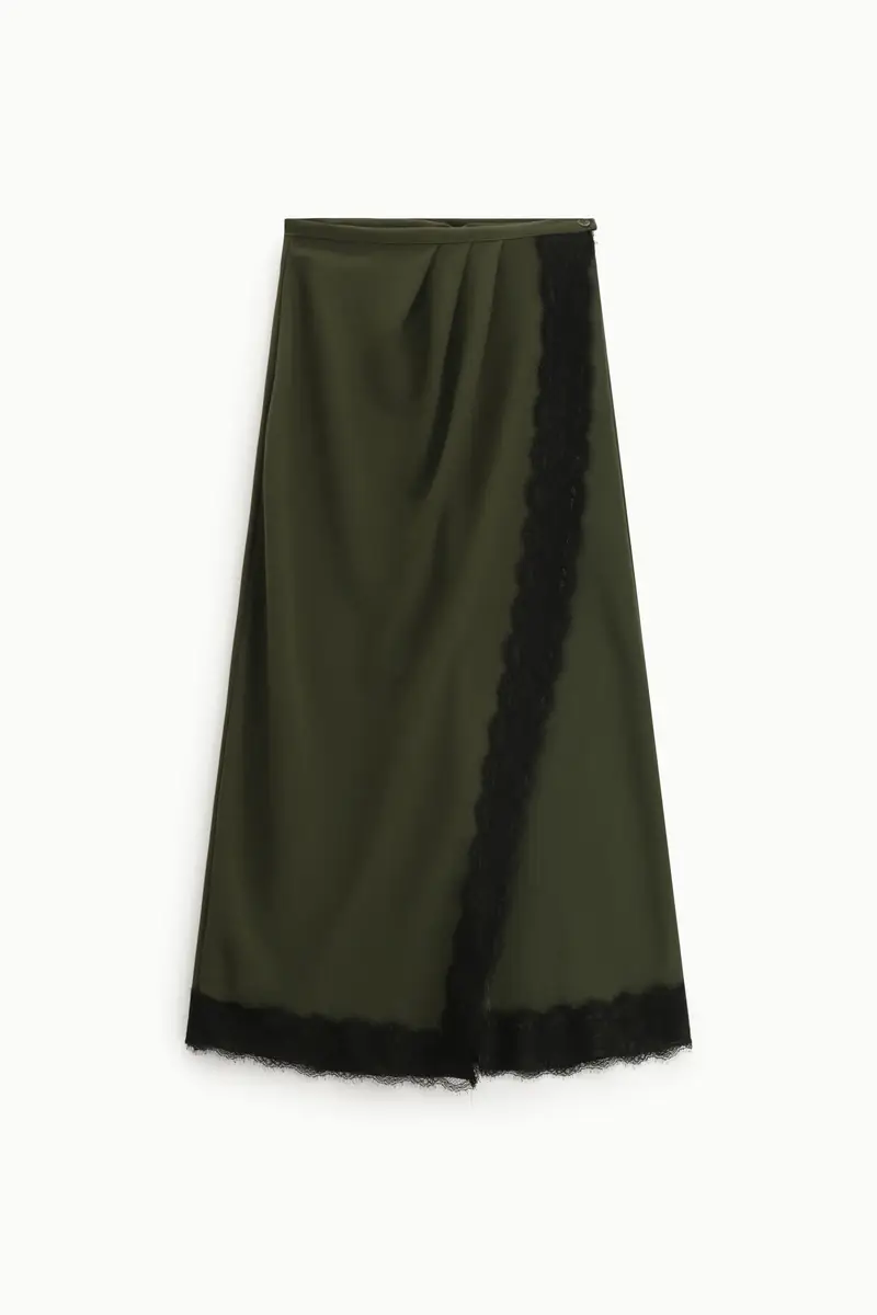 Gonna lunga con bordo in pizzo e vita alta