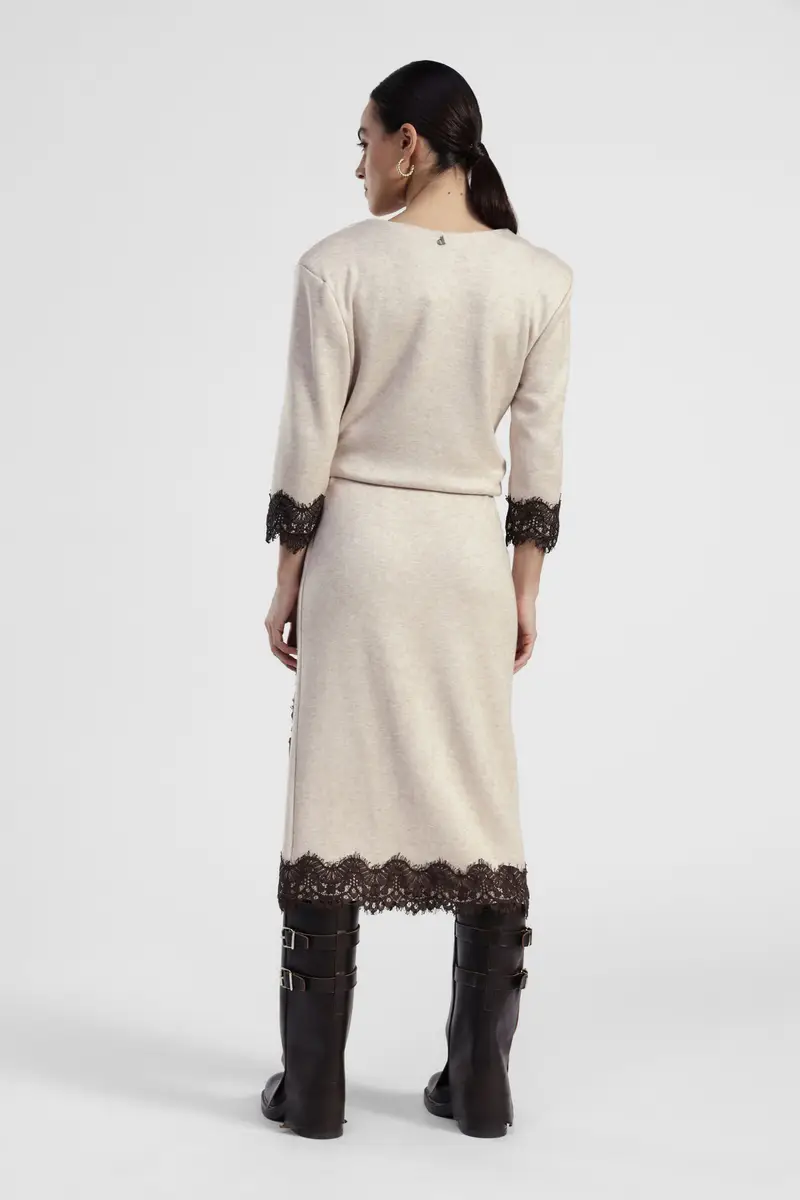 Gonna midi con inserto pizzo e spacco miniatura 3