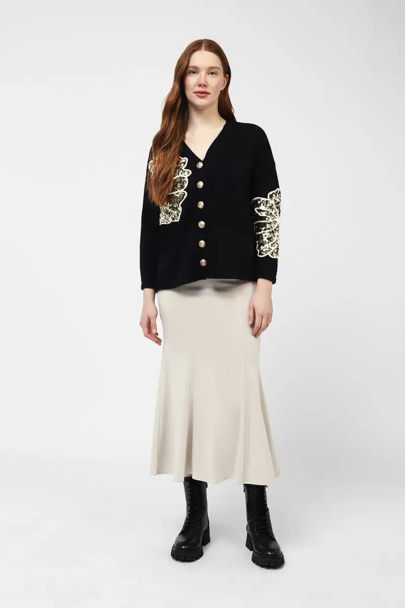 Gonna svasata media lunghezza miniatura 2