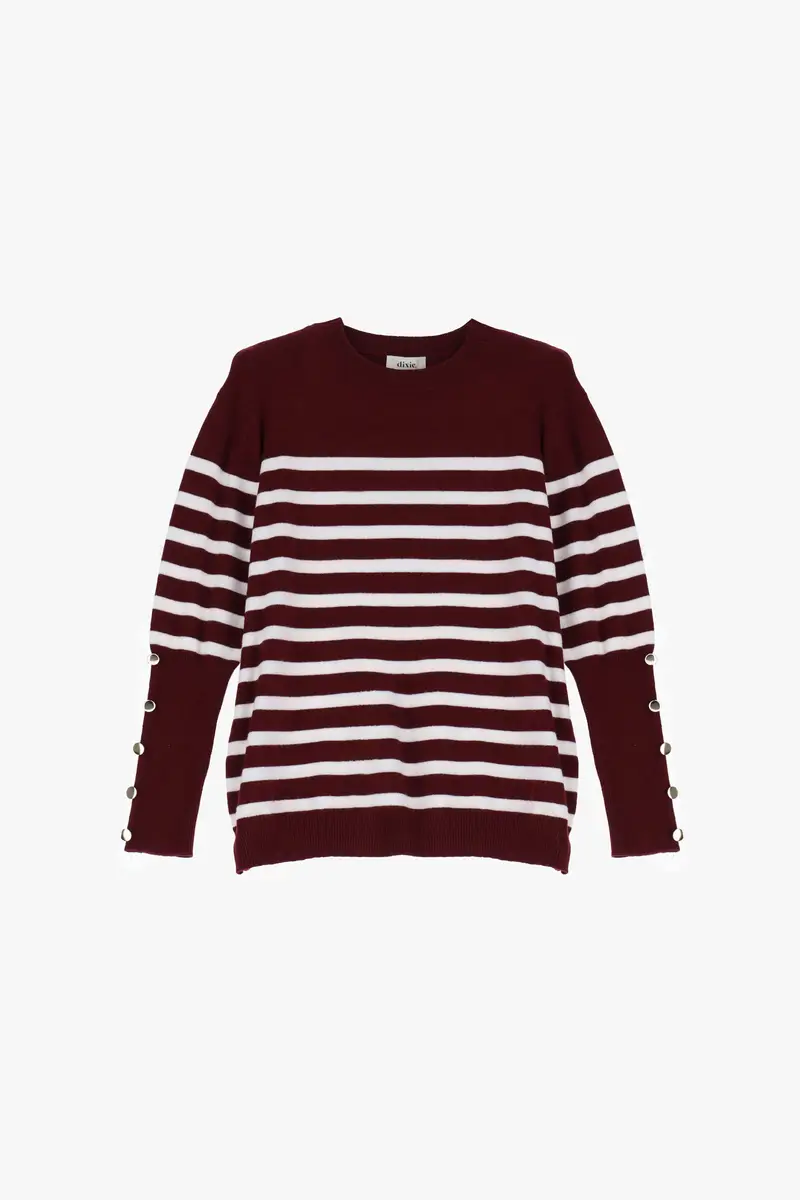 Maglione a righe con bottoni sulle maniche