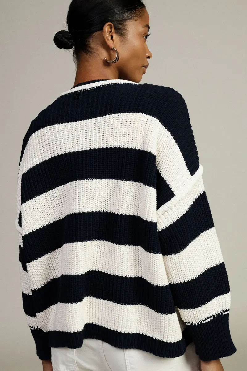 Maglione a righe con maniche lunghe e collo giro miniatura 3