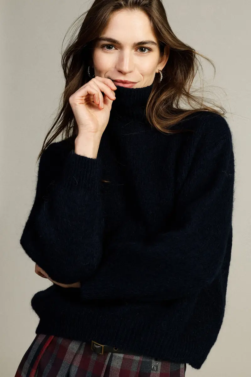 Maglione dolcevita fit morbido con maniche lunghe miniatura 2