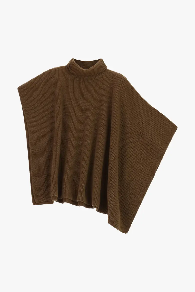 Maglione poncho lavorazione a coste collo alto