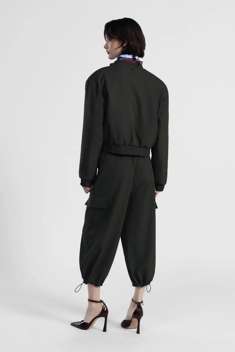 Pantaloni jogging vita alta con tasche cargo miniatura 3