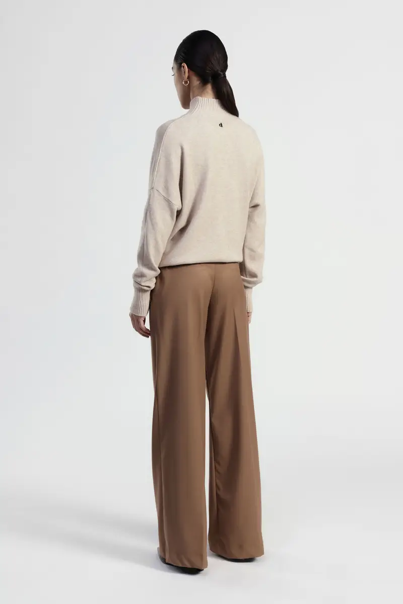 Pantaloni palazzo con piega centrale e passanti miniatura 4