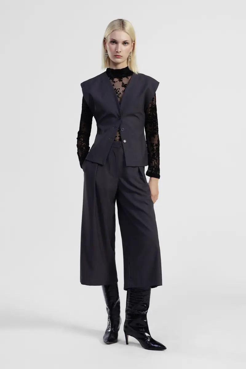 Pantaloni palazzo cropped a vita alta con pinces miniatura 2