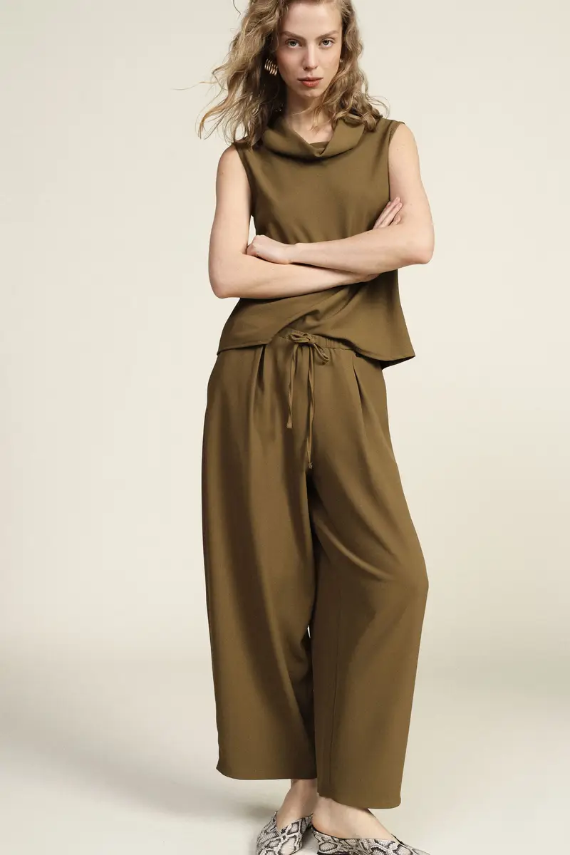 Pantaloni palazzo vita alta con coulisse e tasche miniatura 2