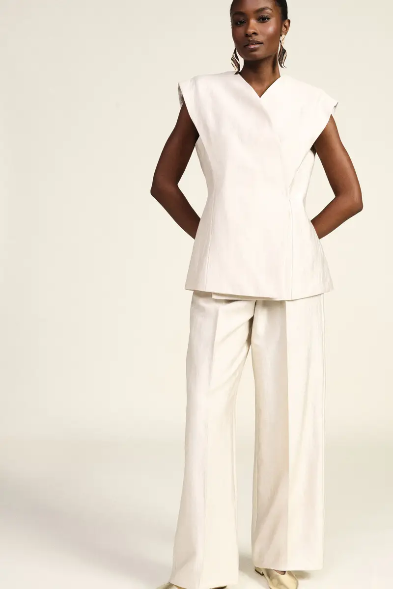 Pantaloni palazzo vita alta con pince frontali miniatura 2