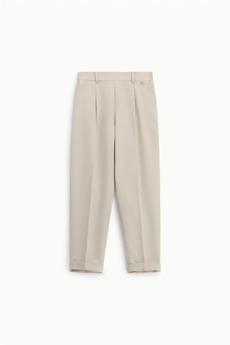 Pantaloni tailored con pinces e risvolto alto